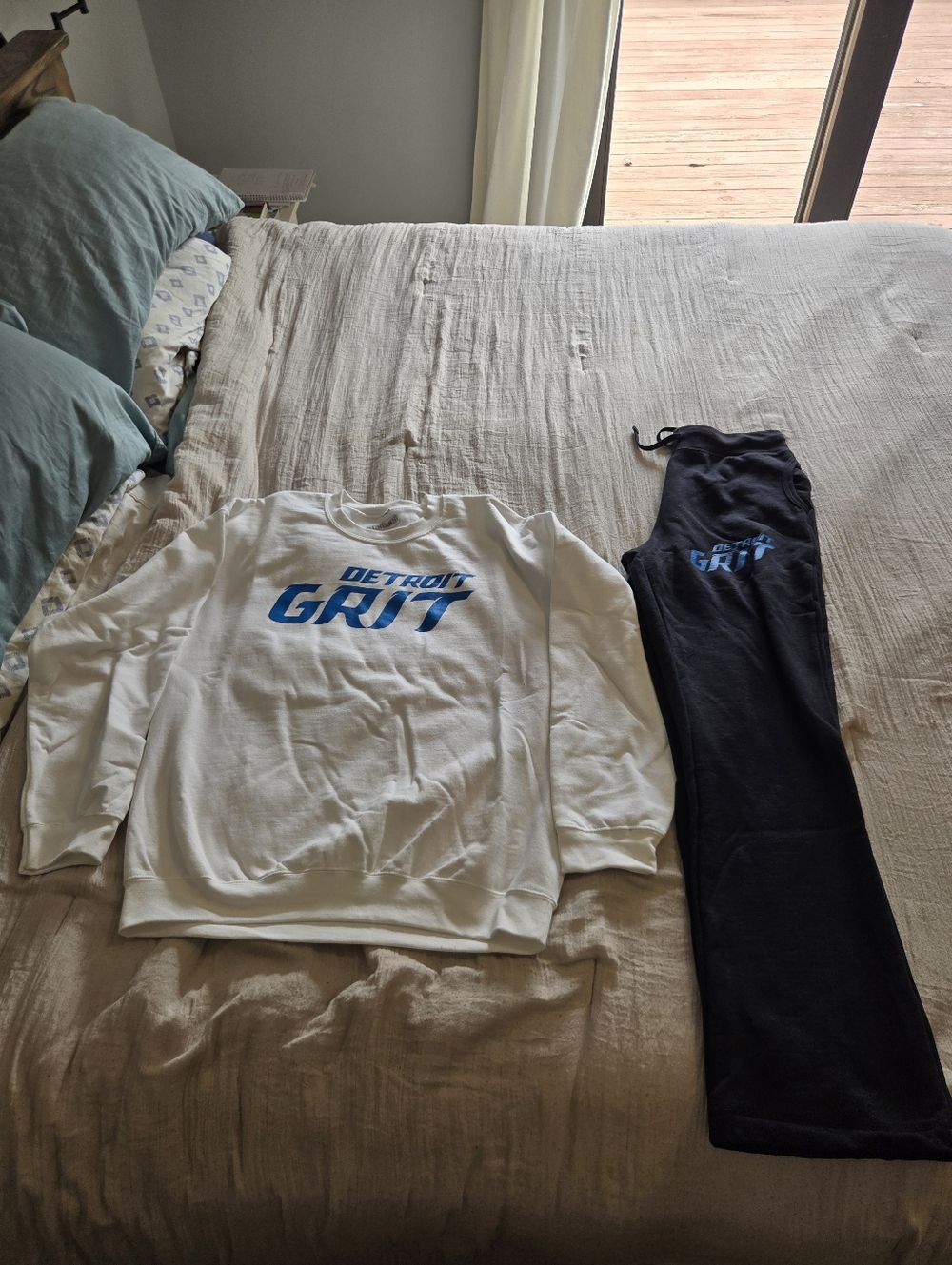 Detroit Lions Sweatshirt And Sweatpants